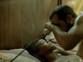 Юдит Кастильо голая – Четыре сезона в Гаване s01e02 (2016) #8