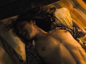 Маргарита Левиева голая – Двойка s01e03 (2017) #5