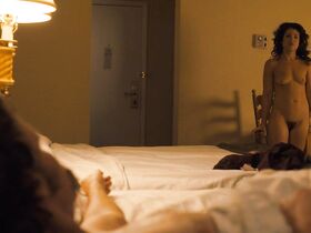 Сара Стайлс голая – Достать коротышку s01e08 (2017) #5