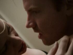 Клэр Дэйнс секси – Родина s03e01 (2013) #2