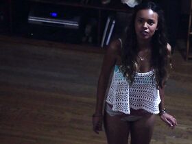 Алиша Боэ секси – Убить за 68 (2017) #1