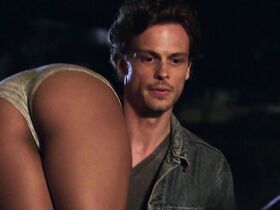 Алиша Боэ секси – Убить за 68 (2017) #3