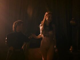 Жозефин Гиллан голая – Игра престолов s03e03 (2013)