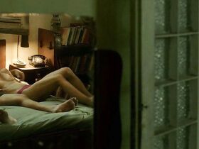 Хуана Акоста голая – Четыре сезона в Гаване s01e01 (2016) #2 #5