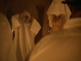 Зита Вашш голая – Дети кукурузы (2009) #2