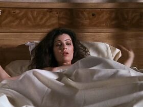 Фрэн Дрешер голая, Лори Петти секси – Человек-кадиллак (1990)