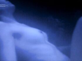 Шарлотта Солт голая – Бедлам s01e01 (2011)