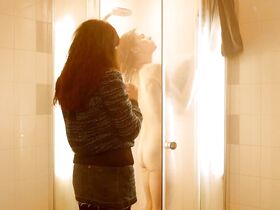 Ханна Хукстра голая – Андроид (2013)