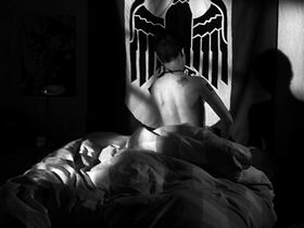 Файруза Балк голая – Американская история X (1998) #3