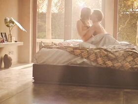 Софи Лоу голая – Философы: Урок выживания (2013)