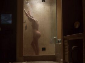 Лили Симмонс голая – Рэй Донован s05e03 (2017) #1