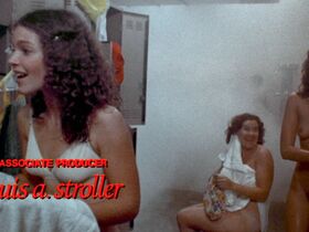 Сисси Спейсек голая, Нэнси Аллен голая, Эми Ирвинг голая, Синди Дэйли голая – Кэрри (1976)