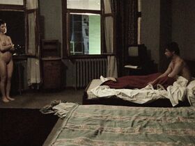 Сибель Кекилли голая, Катрин Штрибек голая – Головой о стену (2004) #3