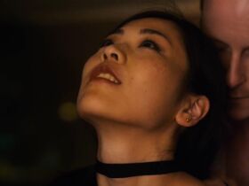 Сюна Иидзима голая – Кровь, песок и золото (2017) #3