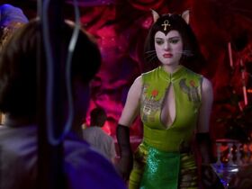 Роуз МакГоун секси – Обезьянья кость (2001) #3