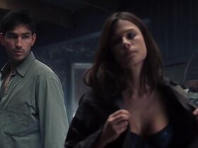 Рона Митра секси – Шоссе смерти (2004) #3