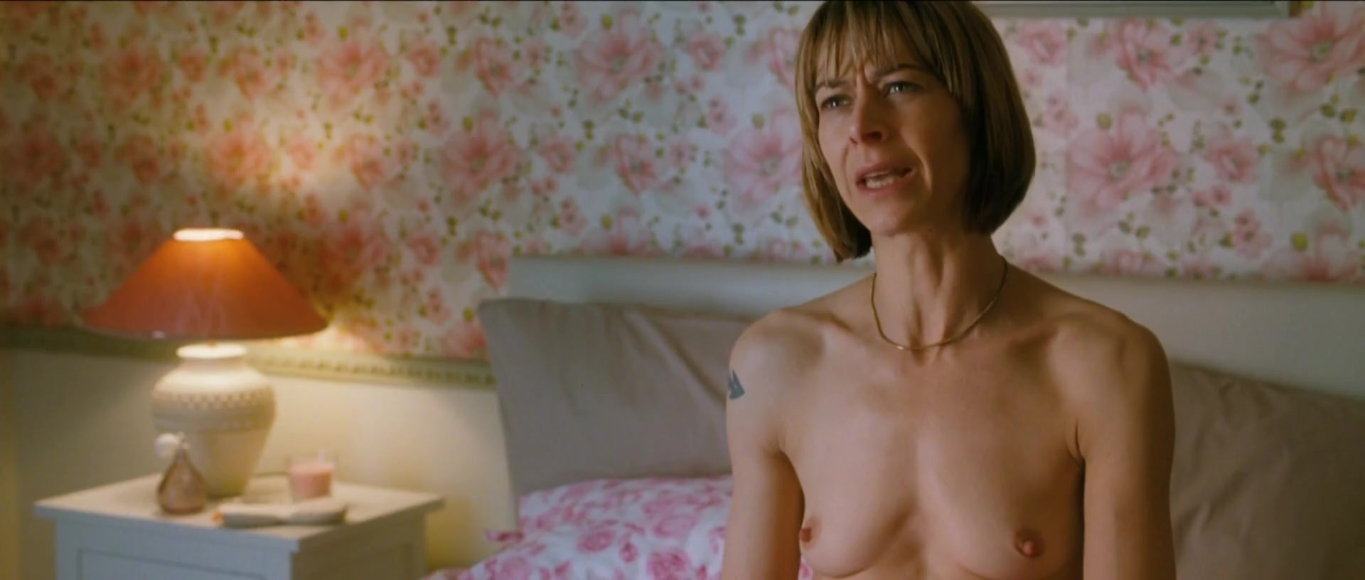 Кейт Дики. обнаженная, показала голую грудь, секс сцена. 