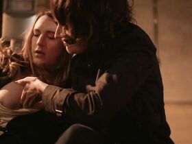 Фиби Уоллер-Бридж голая, Сара Дэйкин голая – Дрянь s01e01-04 (2016) #2