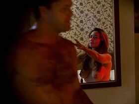 Оливия Хасси голая, Шэрен Камилль голая – Психо 4: Начало (1990)