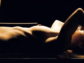 Наташа Хенстридж голая, Шарлотта Рэмплинг голая, Мэгги Кью секси, Пас де ла Уэрта голая, Мишель Уильямс голая – Внебрачные связи (2008) #2