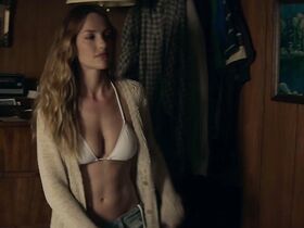 Минка Келли секси – Мир, созданный без изъяна (2015) #2