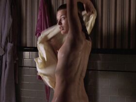 Милла Йовович голая – Дом на Турецкой улице (2002) #2