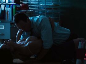 Мерритт Паттерсон секси – Damaged (2015)