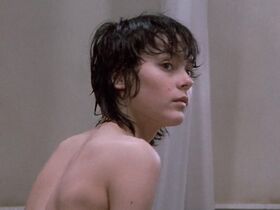 Мег Тилли голая – Психо 2 (1983) #3