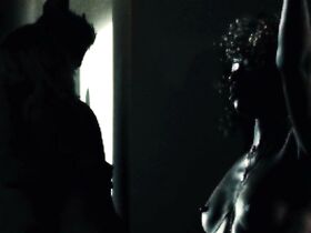 Сибонгиле Мламбо голая – Послание от Кинга (2016) #4