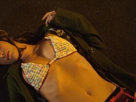 Лиззи Каплан секси, Уитни Каммингс секси – Фрэнки наводит шорох (2012) #2