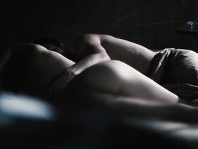 Леонор Уотлинг голая – Тёмный импульс (2011) #2