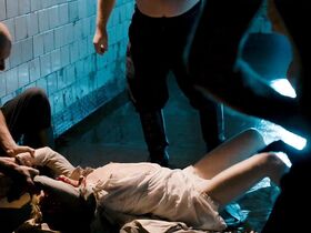 Лаура Бирн голая, Аманда Пилке голая, Криста Косонен голая – Очищение (2012) #2