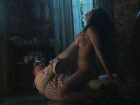 Джинджер Гонзага голая – Умираю со смеху s01e08 (2017) #4