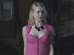 Кристен Хагер секси, Кристал Лоу секси – Немного зомби (2012) #2