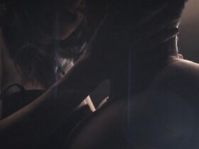 Кая Скоделарио секси, Дженни Жак секси – Заточка (2010) #3