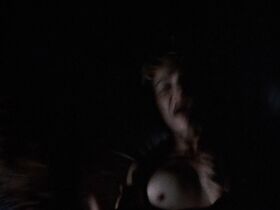 Карен Янг голая – Адвокат для убийцы (1988) #3