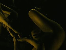 Жюли-Мари Парментье голая, Роксана Дюран голая – Эволюция (2016) #2 #1