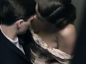 Дженна Коулман голая – Комната наверху s01e01 (2012) #2