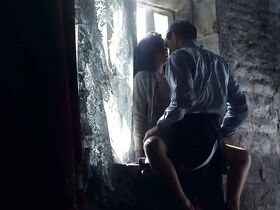 Дженна Коулман голая – Комната наверху s01e01 (2012) #3