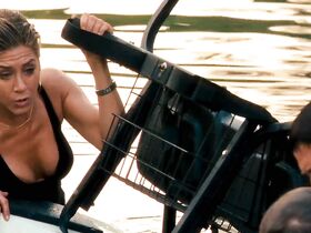 Дженнифер Энистон секси – Охотник за головами (2010) #3