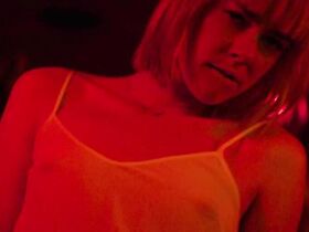 Джена Мэлоун голая – На дне мира (2017) #2