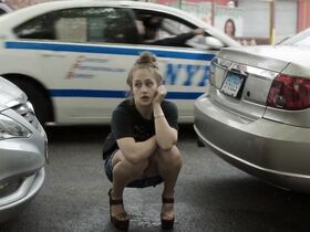 Джемайма Кёрк голая – Девчонки s04e03 (2015) #2