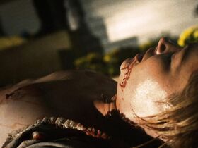 Яна Велдхер голая, Дженнифер Миссони голая – Воспроизведение (2012)