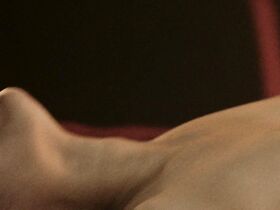 Кан Хе-джон голая, Юн Джин-со голая – Олдбой (2003)