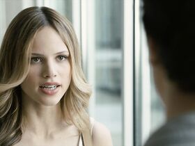 Холстон Сейдж секси – Бумажные города (2015)