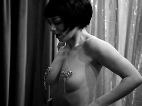 Джина Брэмхилл голая, Джей Чои голая, Анна Бондарева голая – Лотофаги (2013) #2