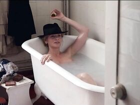 Жоржиа Скалье голая, Эльза Лепуавр голая, Флоранс Виала секси – Три сестры (2015) #2