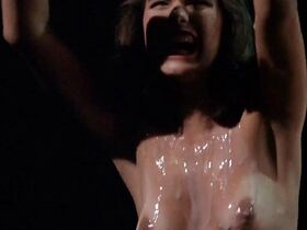 Фрэнсис Рейнес голая, ЛиЭнн Бэйкер голая, Натали О’Коннелл голая, Эми Брентано голая, Адриан Ли голая – Размножители (1986) #3