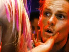 Эрин Гэвин голая, Зои Столлери голая – Страх (2009)