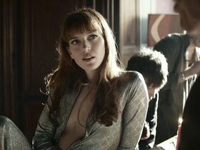 Эрика Сэйнт голая – Лунная афера (2015) #3